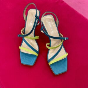 Kolorowe sandałki Pinko