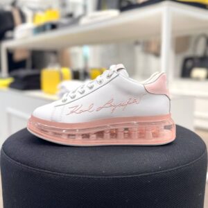 Białe sneakersy Karl róż