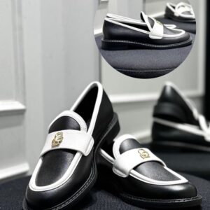 Czarno-białe mokasyny Karl Lagerfeld