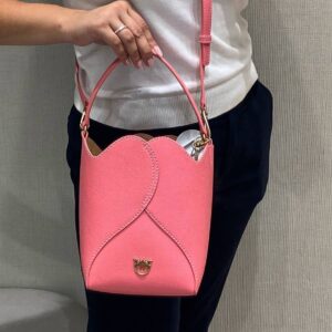 Różowa torebka koszyk Pinko