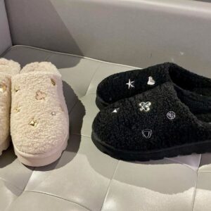 Czarne kapcie Michael Kors